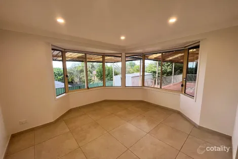 Property photo of 5 Woolwonga Place Bow Bowing NSW 2566