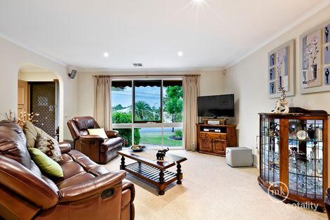Property photo of 9 Kamarooka Drive Wattle Glen VIC 3096