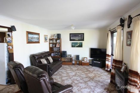 Property photo of 28 Errett Street Horsham VIC 3400