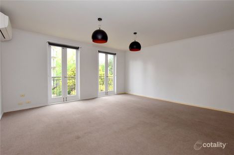 3/3 Miles St, Southbank, VIC 3006