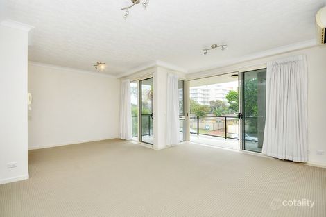Property photo of 4/22 Back Street Biggera Waters QLD 4216