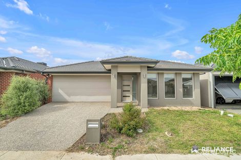 Property photo of 16 Payson Drive Point Cook VIC 3030