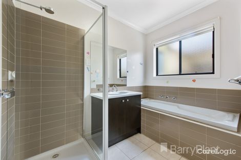 Property photo of 20 McDougall Place Truganina VIC 3029