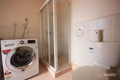Property photo of 5 Oro Place Glenfield NSW 2167