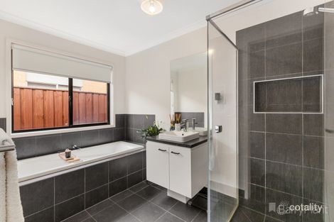 Property photo of 12 Milkmaid Street Wallan VIC 3756