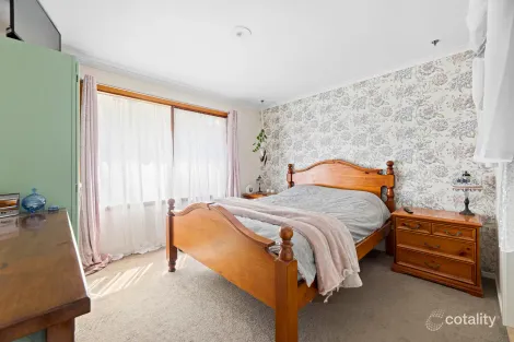 Property photo of 16 Allinga Close Lilli Pilli NSW 2536