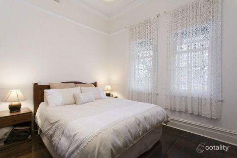 Property photo of 24 Brookes Crescent Fitzroy North VIC 3068