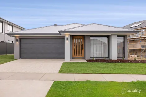 Property photo of 39 Grainger Parade Lucas VIC 3350