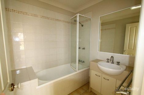 Property photo of 1/76 Kincaid Drive Highland Park QLD 4211