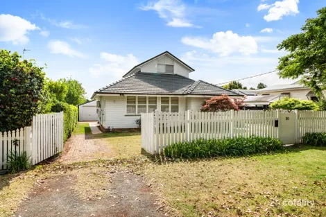 20 Lydwin Cres, East Toowoomba, QLD 4350
