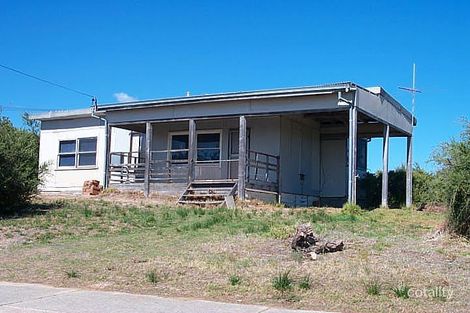 3 Yeedong Rd, Falcon, WA 6210