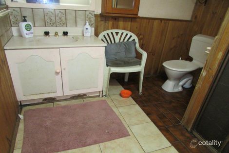 Property photo of 13 Molyneaux Street Warracknabeal VIC 3393