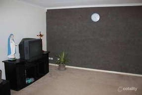 Property photo of 1 Opal Place St Albans VIC 3021