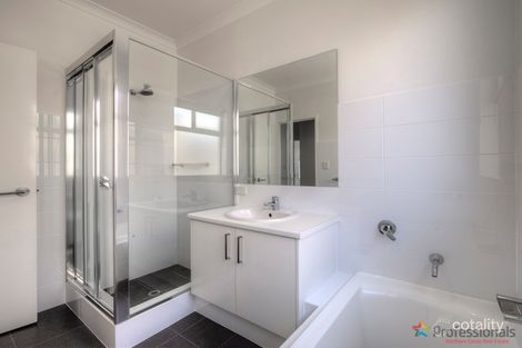 Property photo of 16 Paymaster Way Alkimos WA 6038