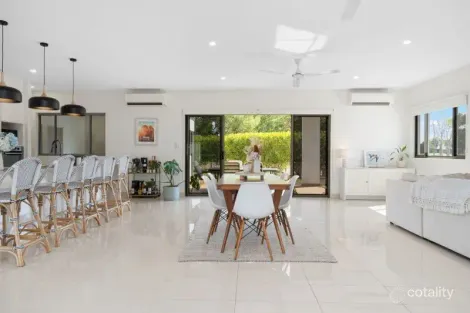 2 Crowson Cl, Durack, NT 0830