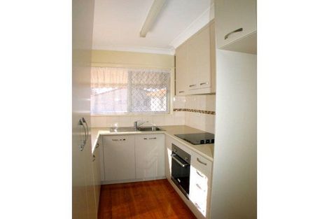 Property photo of 4/37 Coolangatta Road Coolangatta QLD 4225