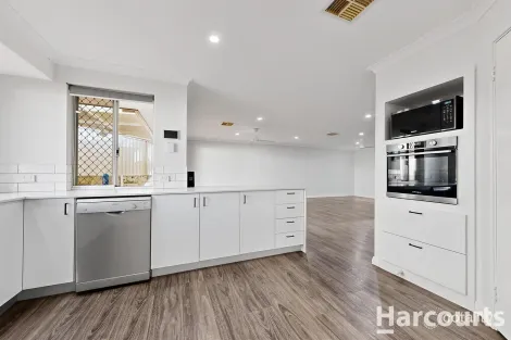 Property photo of 15 Hennessy Drive Ashby WA 6065
