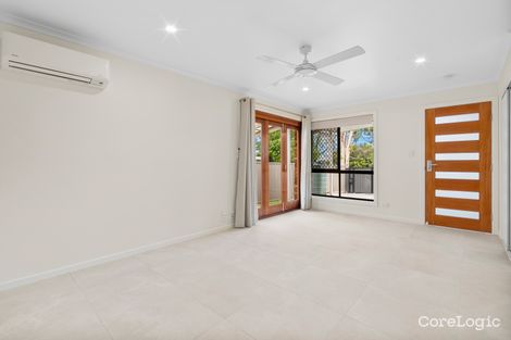 Property photo of 2/37 Government Road Labrador QLD 4215