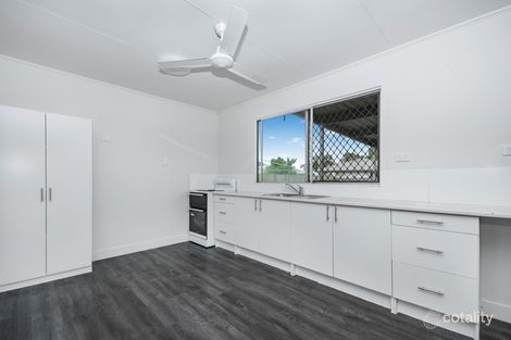 Property photo of 39 Alan John Street Kelso QLD 4815