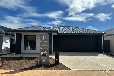 Property photo of 13 Knight Court Munno Para Downs SA 5115