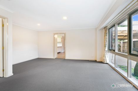 Property photo of 1 Limerwick Court Frankston VIC 3199