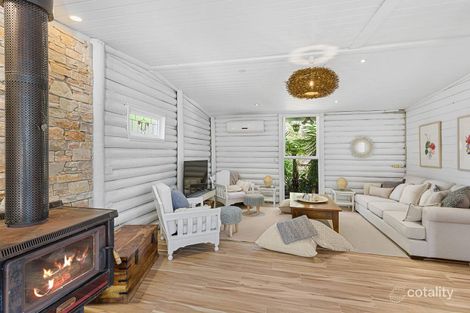 Property photo of 28 Suffolk Crescent Mount Martha VIC 3934