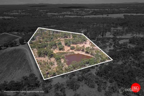 140 Forest Dr, Myers Flat, VIC 3556