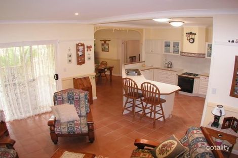 Property photo of 8 Fletcher Terrace Ormiston QLD 4160
