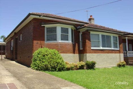 16 Gretchen Ave, Earlwood, NSW 2206