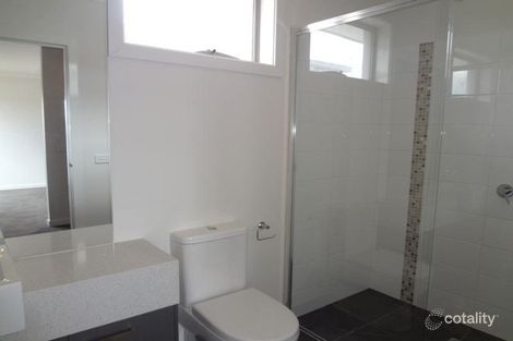 Property photo of 16 Augusta Crescent Frankston VIC 3199