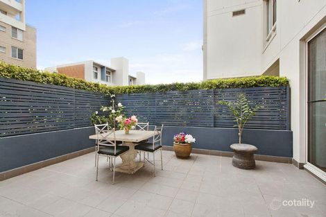 Property photo of 371/4 The Crescent Wentworth Point NSW 2127