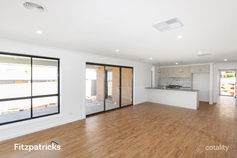 Property photo of 1/123 Bradman Drive Boorooma NSW 2650