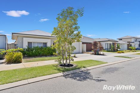 12 Loveday Way, Golden Bay, WA 6174