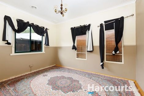 Property photo of 1 Laburnum Grove Doveton VIC 3177