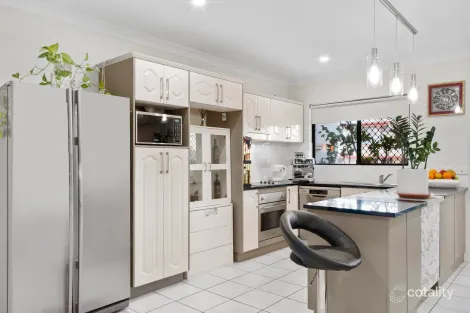 Property photo of 2/97 Wallace Street Chermside QLD 4032