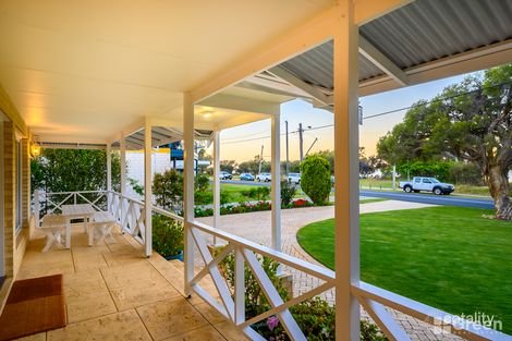 Property photo of 326 Estuary Road Dawesville WA 6211