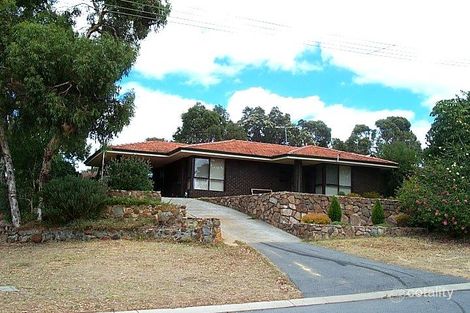 23 Barranduna Dr, Mount Nasura, WA 6112