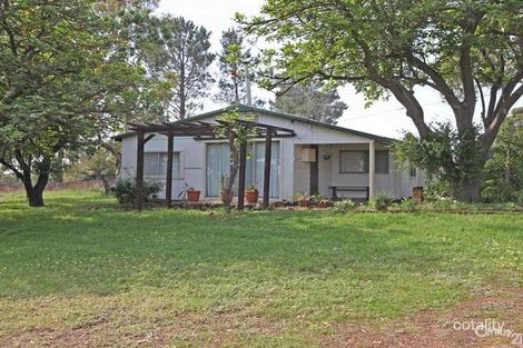 Property photo of 214 Holmes Road Forrestfield WA 6058