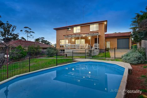 Property photo of 2 Darly Glen Greensborough VIC 3088