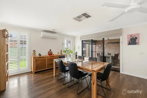 Property photo of 15 Greenfield Drive Epsom VIC 3551