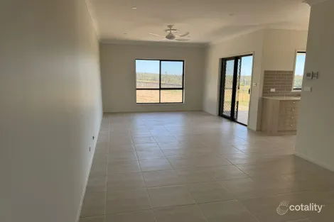 Property photo of 2 Loane Circuit Farley NSW 2320