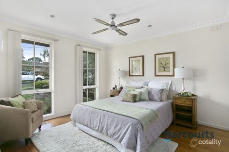 Property photo of 2 Aminga Court Croydon VIC 3136