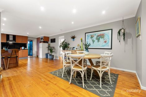 Property photo of 17 Whitfield Court Mill Park VIC 3082