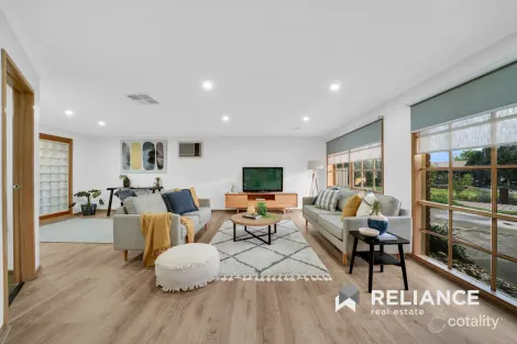 Property photo of 4 Moss Close Hoppers Crossing VIC 3029