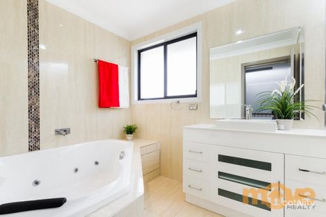 Property photo of 6 Roselea Street Glenwood NSW 2768