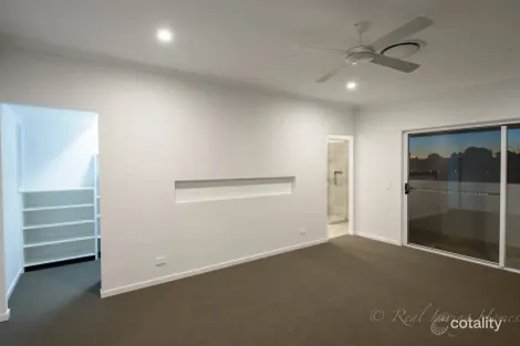 Property photo of 5 Viridian Circuit Birtinya QLD 4575
