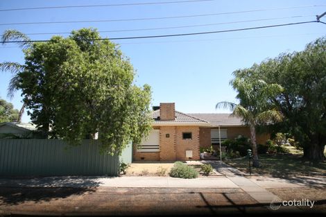 2 Essex Ave, Clovelly Park, SA 5042