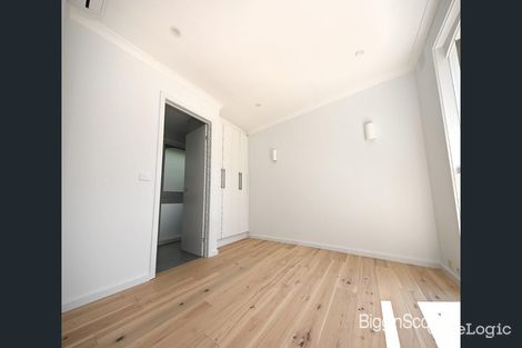 Property photo of 3/13-15 Jordan Grove Glen Waverley VIC 3150