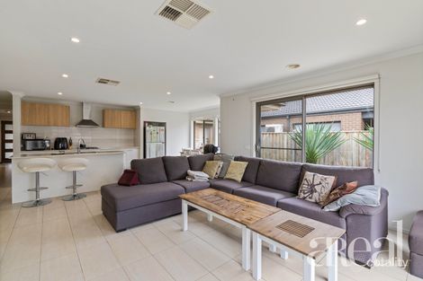 Property photo of 2 Lambro Way Point Cook VIC 3030