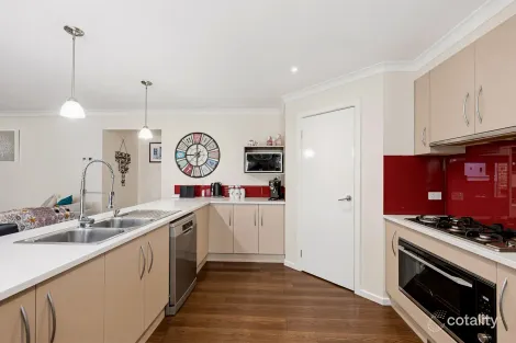 Property photo of 15 Greenfield Drive Epsom VIC 3551